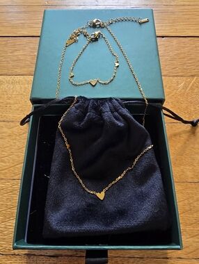 Caducci, Gold Heart Station Necklace and Bracelet Set Gold EUC Women's OS